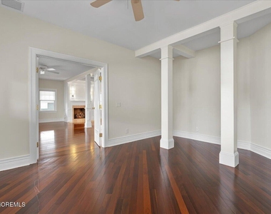 410 1st Avenue - Photo Thumbnail 20