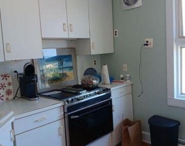 2 Beach Way - Photo Thumbnail 3