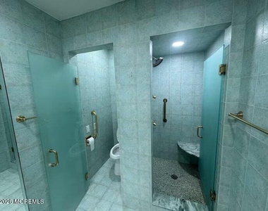 224 Howard Avenue - Photo Thumbnail 15