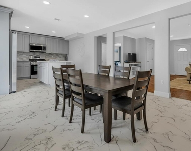 1143 Roe Avenue - Photo Thumbnail 2
