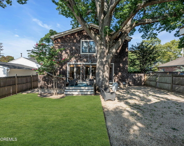 95 E River Road - Photo Thumbnail 28