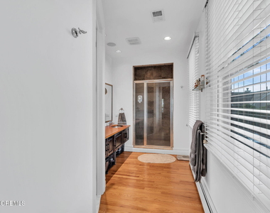 95 E River Road - Photo Thumbnail 18