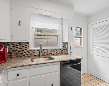 456 Harnell Avenue - Photo Thumbnail 13