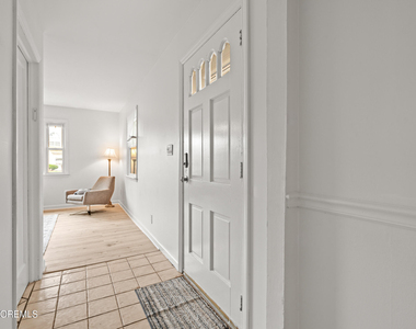 456 Harnell Avenue - Photo Thumbnail 4
