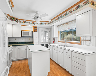 221 Belmar Avenue - Photo Thumbnail 10
