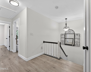 6 Swan Road - Photo Thumbnail 20