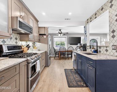 6 Swan Road - Photo Thumbnail 10