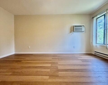 68 Overlook Way - Photo Thumbnail 9