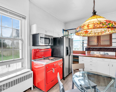 512 3rd Avenue - Photo Thumbnail 14