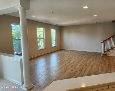 7 Bryce Lane - Photo Thumbnail 3