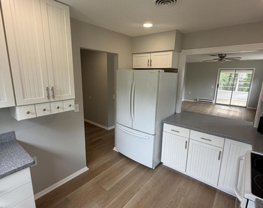 35 Milford Avenue - Photo Thumbnail 1