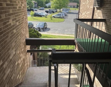 147 Amberly Drive - Photo Thumbnail 2
