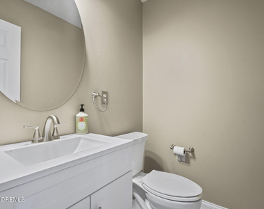 1062 Cheryl Court - Photo Thumbnail 9