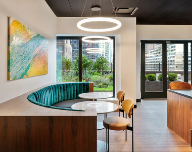 West 56th Street - Photo Thumbnail 4