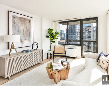 West 56th Street - Photo Thumbnail 1