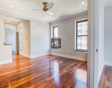 Lexington Avenue - Photo Thumbnail 4