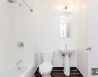West 91st Street - Photo Thumbnail 3
