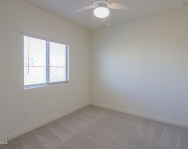 40285 W Chambers Drive - Photo Thumbnail 15