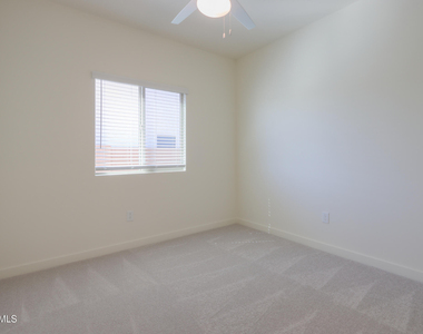 40285 W Chambers Drive - Photo Thumbnail 21