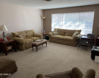 1832 E Hermosa Drive - Photo Thumbnail 7