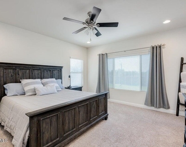 11023 E Tupelo Avenue - Photo Thumbnail 19