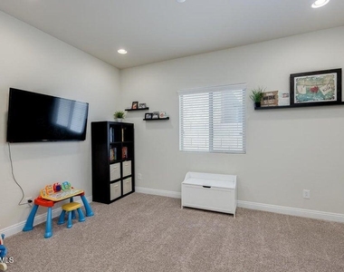 11023 E Tupelo Avenue - Photo Thumbnail 27