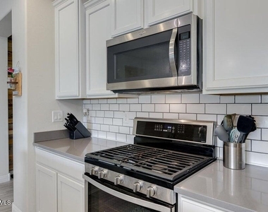 11023 E Tupelo Avenue - Photo Thumbnail 13