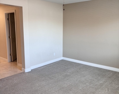 2565 E Southern Avenue - Photo Thumbnail 18