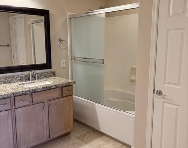 2565 E Southern Avenue - Photo Thumbnail 24
