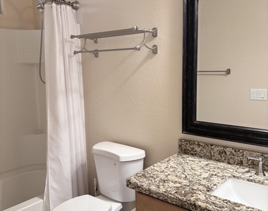 2565 E Southern Avenue - Photo Thumbnail 6