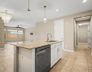 4128 S Greythorne Way - Photo Thumbnail 13