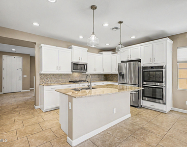 4128 S Greythorne Way - Photo Thumbnail 12