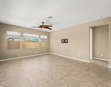 4128 S Greythorne Way - Photo Thumbnail 8