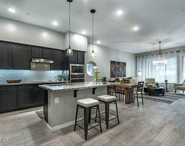 15550 S 5th Avenue - Photo Thumbnail 29