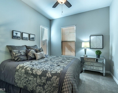 15550 S 5th Avenue - Photo Thumbnail 9
