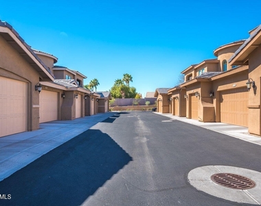 15550 S 5th Avenue - Photo Thumbnail 13