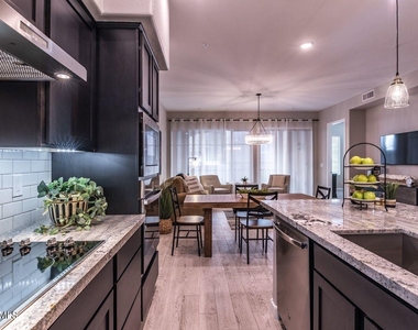 15550 S 5th Avenue - Photo Thumbnail 30