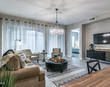 15550 S 5th Avenue - Photo Thumbnail 27