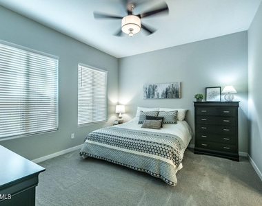 15550 S 5th Avenue - Photo Thumbnail 31
