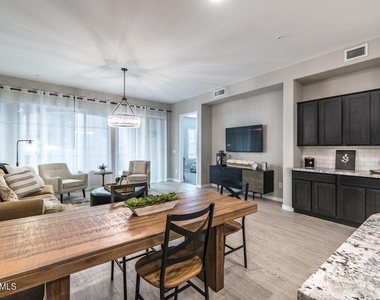 15550 S 5th Avenue - Photo Thumbnail 26