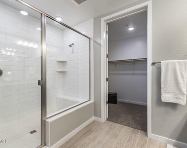 15550 S 5th Avenue - Photo Thumbnail 3