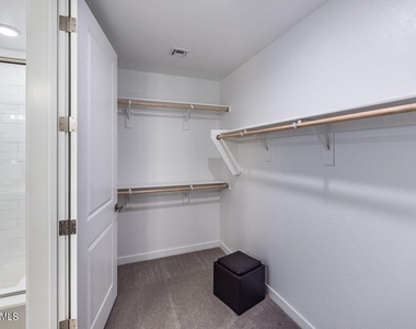 15550 S 5th Avenue - Photo Thumbnail 7