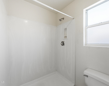 14609 S 47th Place - Photo Thumbnail 12