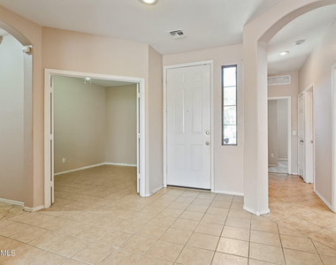 1525 W Saint Kateri Drive - Photo Thumbnail 22