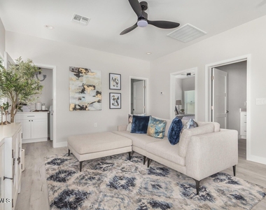 14401 N Alto Street - Photo Thumbnail 4