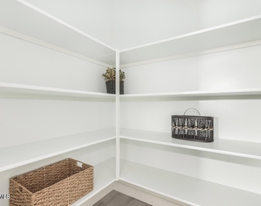 14401 N Alto Street - Photo Thumbnail 7