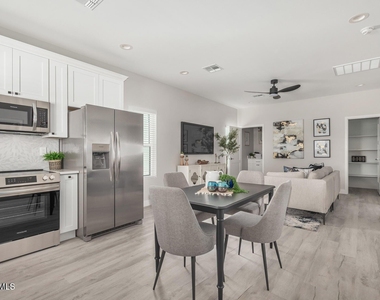 14401 N Alto Street - Photo Thumbnail 9