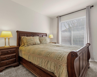 1216 W Pinon Avenue - Photo Thumbnail 16