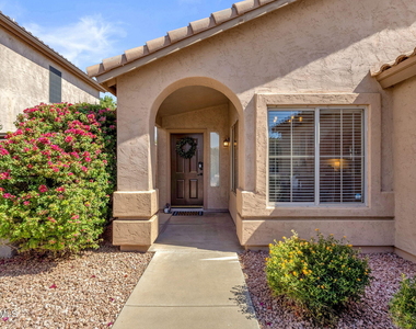 1216 W Pinon Avenue - Photo Thumbnail 5