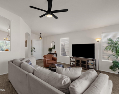 1216 W Pinon Avenue - Photo Thumbnail 9